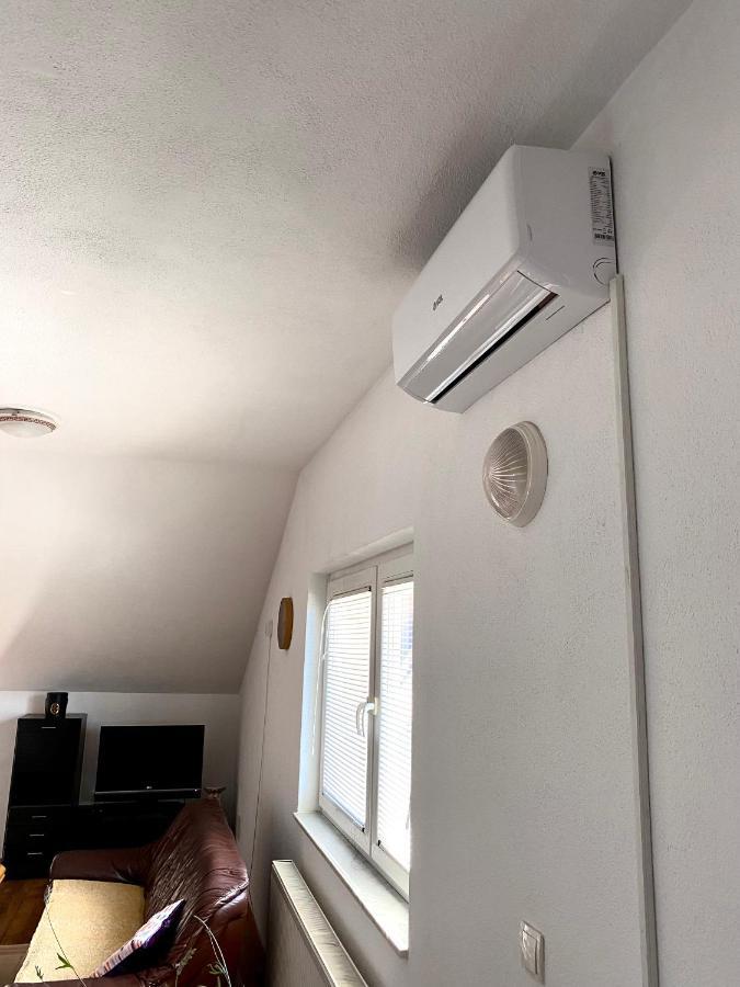 Big Apartment 3 Bedrooms Bihać Екстериор снимка