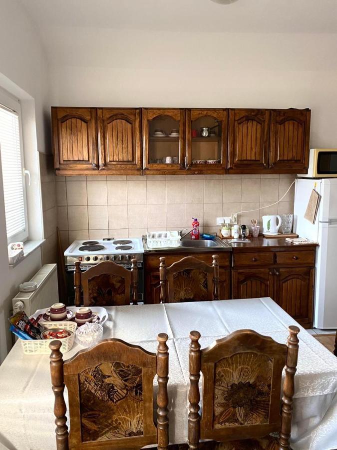 Big Apartment 3 Bedrooms Bihać Екстериор снимка